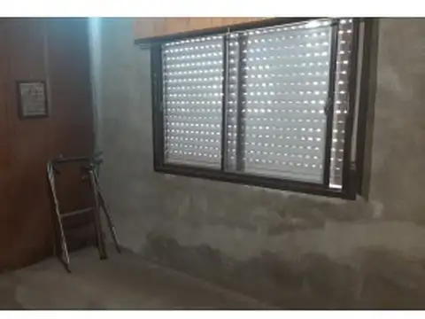 VENDO CASA EN VILLA ELISA, BUENA UBICACIÓN