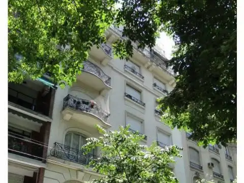 Departamento en Alquiler de 6 ambientes
