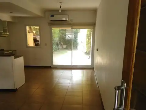 Casa en Venta en Los Robles de Monte Grande, USD 98.000