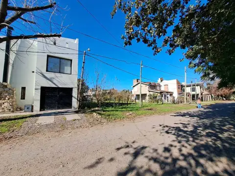 Lote en venta City Bell Zona Country Estudiantes.