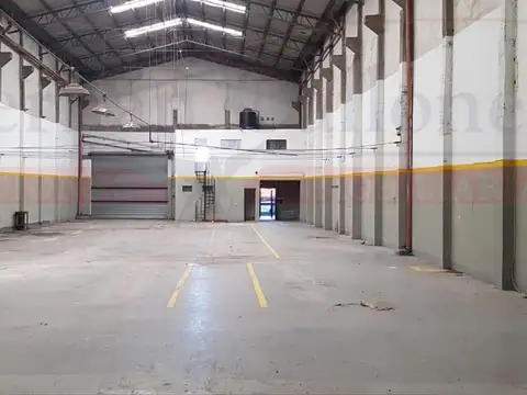 Galpon en Alquiler en Lomas del Mirador, $ 4.300.000