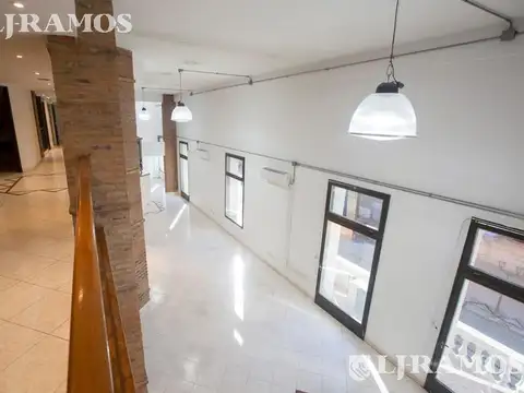 Edificio en alquiler de 966 m2 en San Telmo