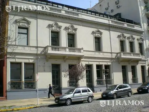 Edificio en alquiler de 966 m2 en San Telmo
