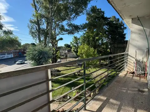 Avenida Del Libertador Gral San Martin 900