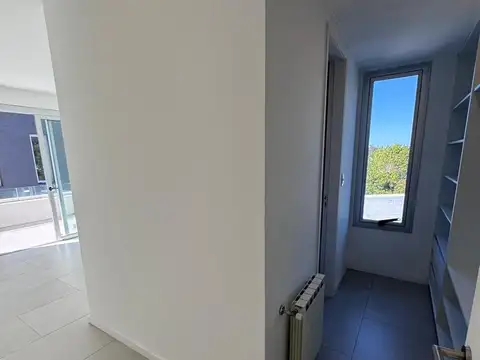Departamento en Alquiler con 2 cocheras