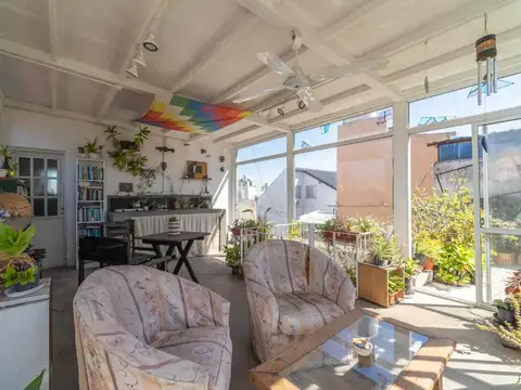 PH sin expensas!!! con TERRAZA Y QUINCHO! UNICO!!!