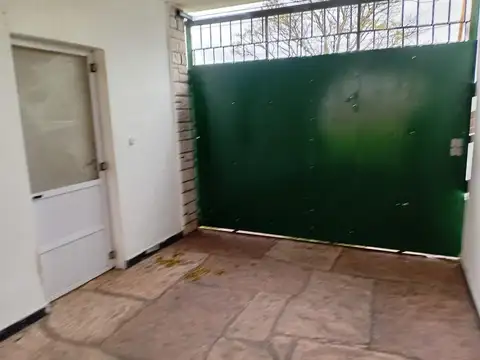 Depto Tipo Casa en Alquiler de 3 ambientes