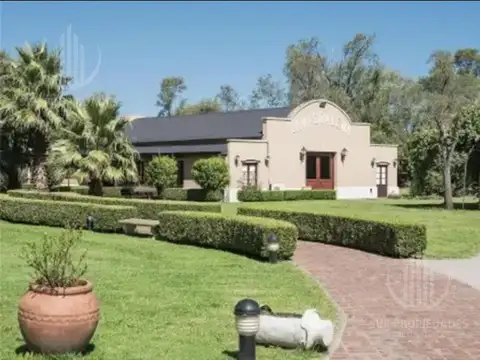 Terreno en Venta de 828,0 m2