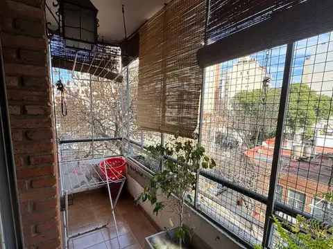Departamento en Caballito Sur con cochera