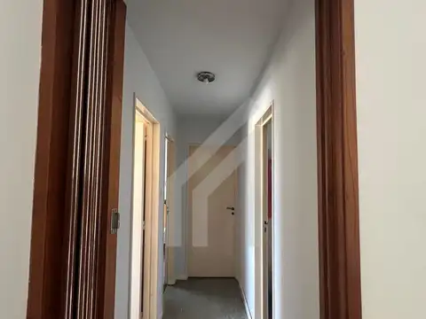 OPORTUNIDAD! 4 AMBIENTES EN EXCELENTE UBICACION