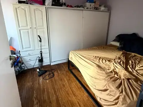 Lacarra 68 , Piso pb