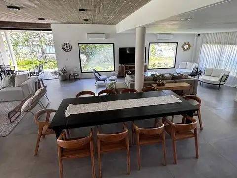 Casa en Venta en Club Miralagos, USD 580.000