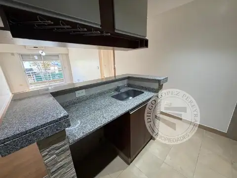 Departamento en Alquiler con 1 cocheras