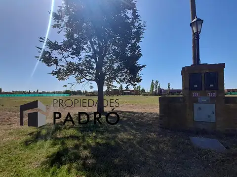 Lote terreno 221 en venta. Barrio La Elina, Comarcas de Luján.