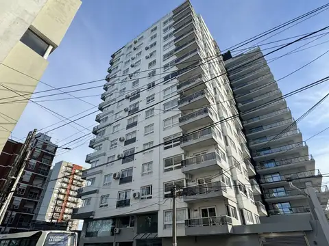 Estocolmo 2700, Piso 12