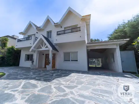 Casa en Venta de 5 dormitorios