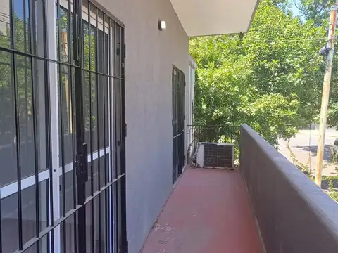 Depto Tipo Casa en Alquiler al Sudoeste