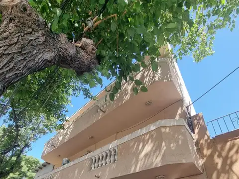 HAUSER VENDE - DEPARTAMENTO EN GODOY CRUZ