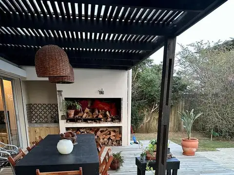 Casa en Alquiler Temporal en Punta del Este, USD 13.000