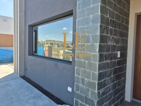 Casa en Venta en Pilar Del Este, USD 165.000