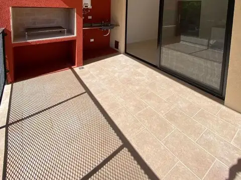 Departamento en Alquiler con 2 cocheras