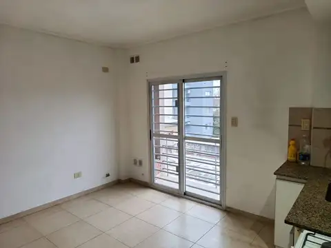 General Antonio José De Sucre 400, Piso 2