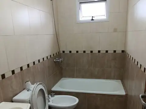 Departamento en Alquiler en Morón Sur, $ 400.000