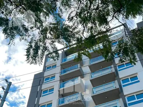 ALQUILER COCHERA ITUZAINGO NORTE EDIFICIO SENTIRE