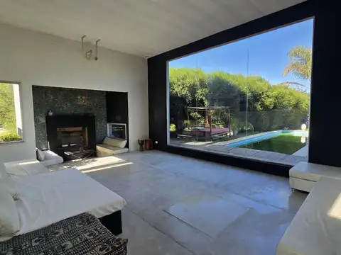 Casa en Venta al Este