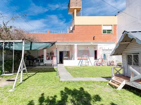 VENTA CASA 4 AMB C/GARAGE, PATIO Y TERRAZA HURLING