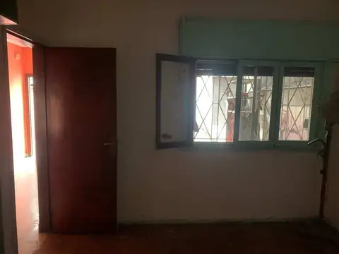 Depto Tipo Casa en Venta 56 años