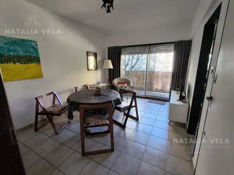 ALQUILER TEMPORARIO AMOBLADO - departamento 2 ambientes con balcón - Flores