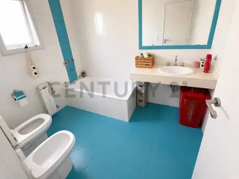 Departamento 3 ambientes con 2 baños