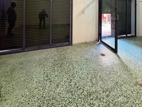 LOCAL EN UNA EXCELENTE UBICACION ESTRATEGICA