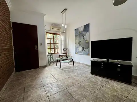 Depto Tipo Casa en Venta de 4 ambientes