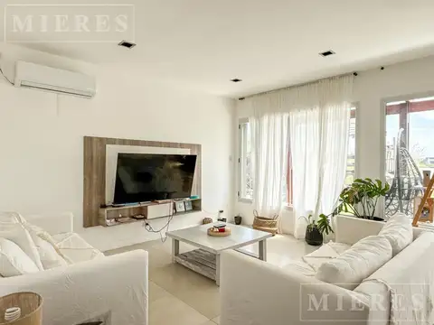 Casa en Alquiler en San Sebastián, USD 1.500