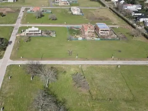 Las Moras De Hudson C2