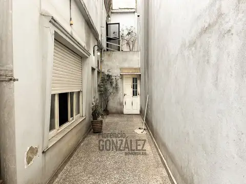 Depto Tipo Casa 4 ambientes con 2 baños