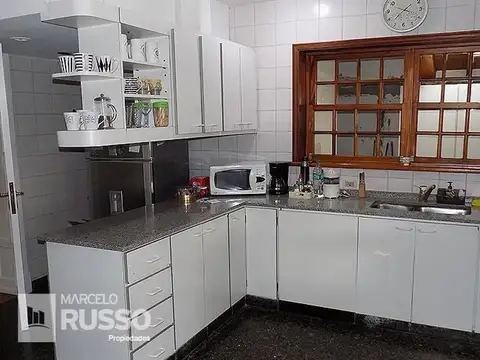 Casa 4 ambientes con 4 baños