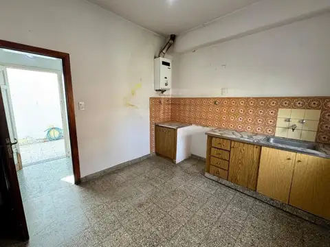 Depto Tipo Casa en Venta en Villa Dominico, USD 40.000