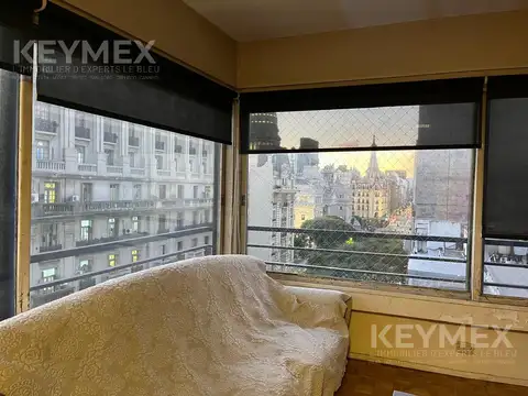 Venta Piso 4 Amb con dependencia a refaccionar en Congreso