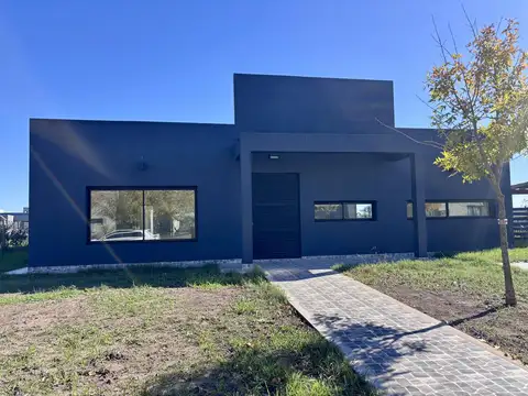 Casa en Alquiler de 3 dormitorios