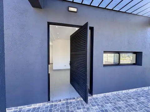 Casa en Alquiler en San Sebastian, USD 1.300