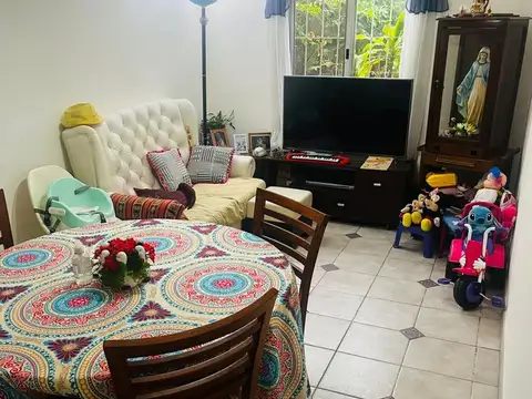 Departamento 3 Ambientes en Planta Baja con cocher