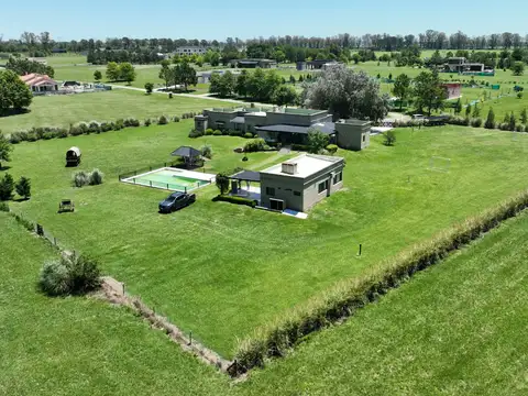 Casa en Chacras de la Cruz