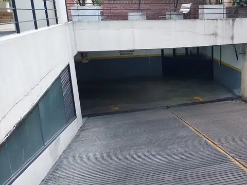 Cochera en Venta con acceso Rampa Fija