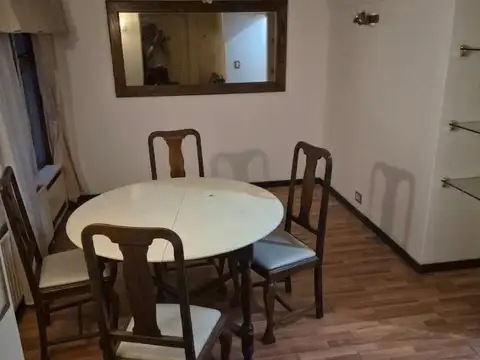 Rolando 100, Piso 3
