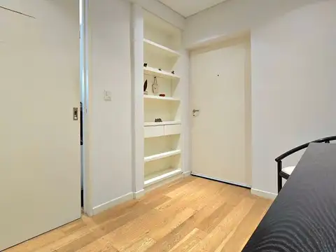 OFICINA/ESTUDIO GRAN BALCÓN VENTA SAN ISIDRO