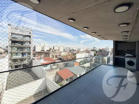 Semipiso Premium a Estrenar de 4 Ambientes con Cochera, Parrilla y Gran Balcón | Boulevard Larrazábal | Liniers