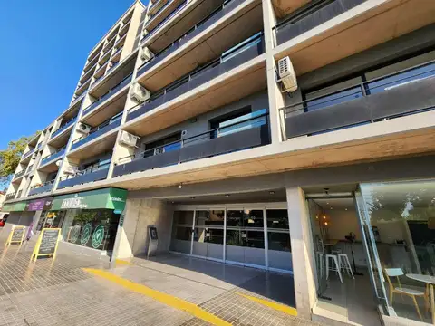 Leguizamon y Perito Moreno 100